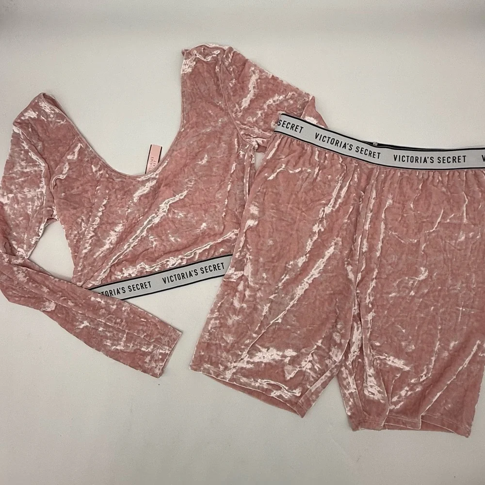 Victorias Secret Top Shorts Womens Pink Crushed Velvet Crop Sleep Set🩷BNWT🩷 - Picture 3 of 16